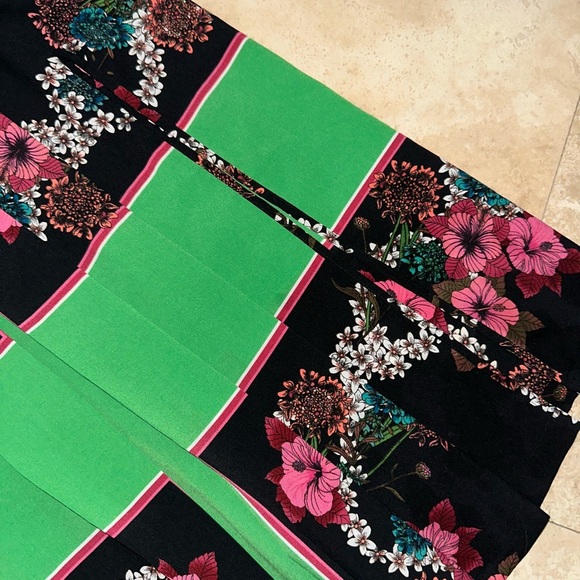 Sandro Pleated Midi Floral Print Black Skirt - Picture 8 of 11